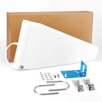 698-960/1710-2700MHz LPDA Antenna for 2G 3G 4G 5G 6G CDMA GSM DCS Outdoor Panel Design